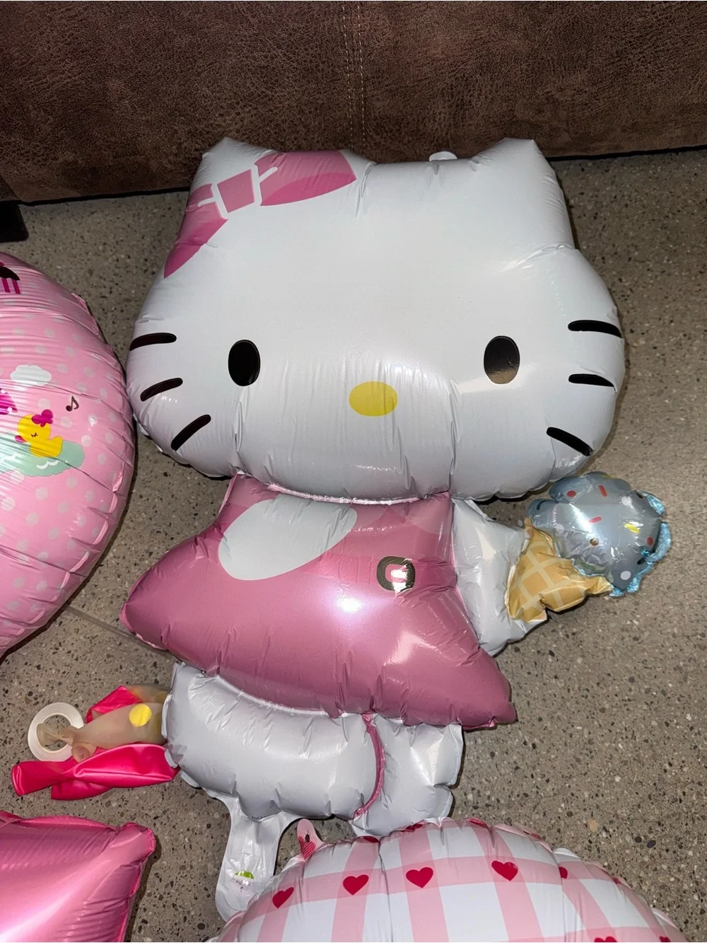 Hello Kitty Pink Party Balloon Bouquet - 4-Piece Set